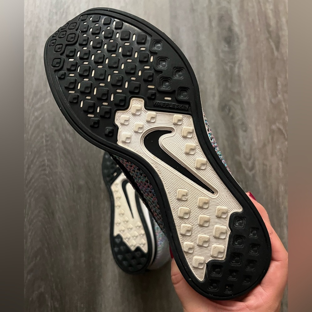 Men’s Nike Multi-Color Flyknit Racers - Picture 4 of 5
